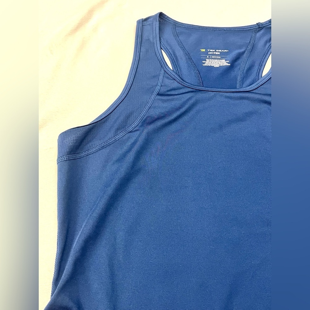 Tek Gear DryTek Women’s Racerback Blue Tank Top with Ruched Sides Small - Picture 8 of 16